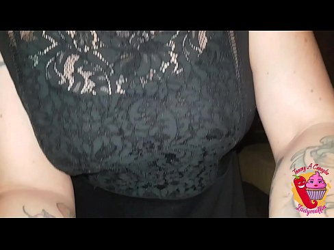 ❤️ Slutty stepsister کيس هڪ blowjob ۽ اسپينش ڏئي ٿو ❤ معياري فحش